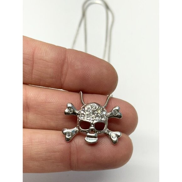 Vintage rhinestone skull and bone snake chain necklace - Picture 6 of 6